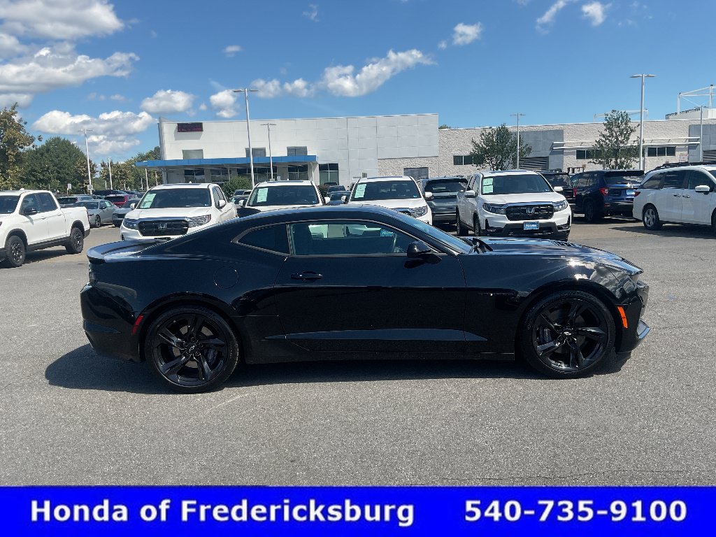 Used 2022 Chevrolet Camaro SS RWD image 7