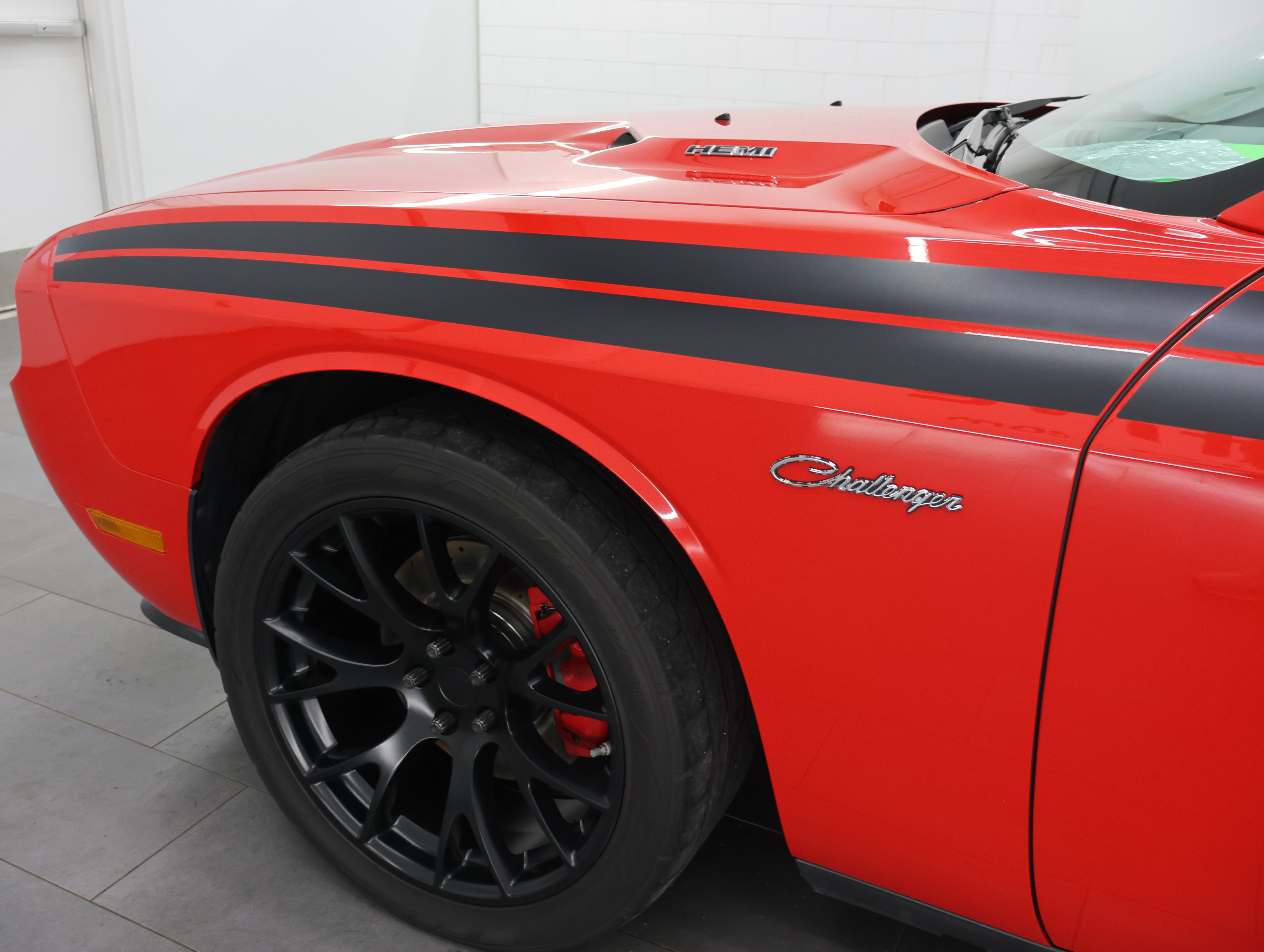 Used 2010 Dodge Challenger R/T RWD image 30