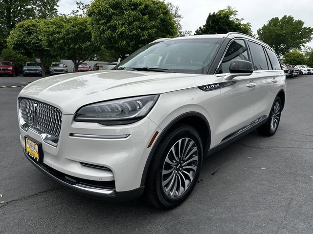 Certified 2023 Lincoln Aviator AWD w/ Premium Package image 9