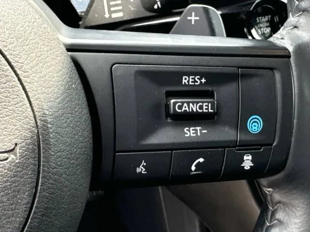 Certified 2025 Nissan Pathfinder SV AWD/4WD image 37