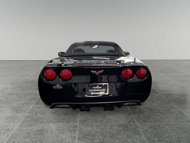 Used 2006 Chevrolet Corvette Convertible w/ Preferred Equipment Group RWD image 27