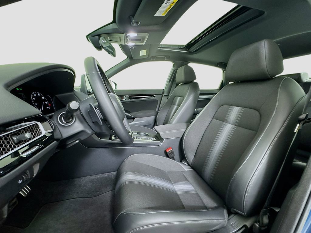 Used 2025 Honda Civic Sport image 9