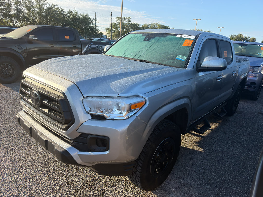 Used 2022 Toyota Tacoma SR w/ SR Convenience Package RWD image 2