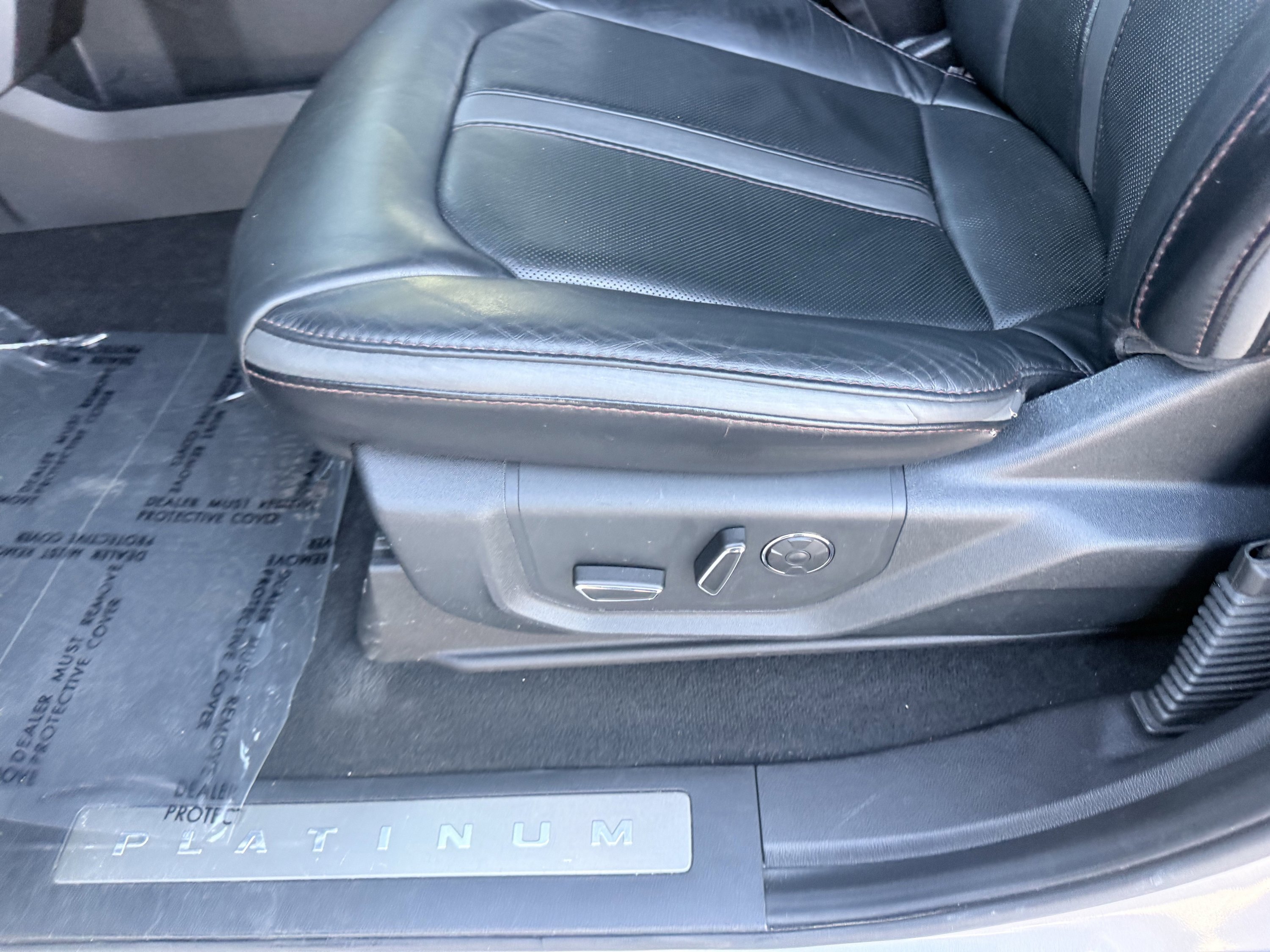 Used 2020 Ford F350 Platinum image 27