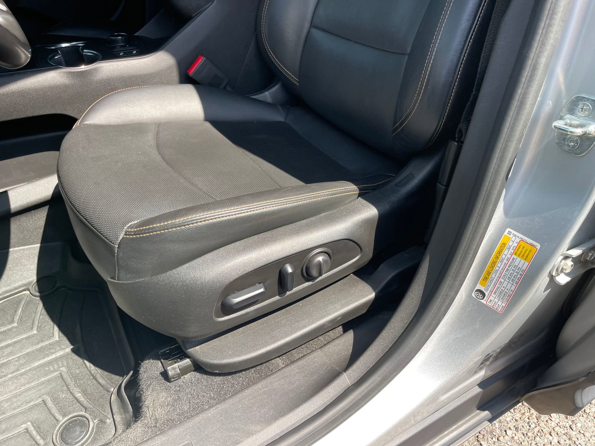 Used 2020 GMC Terrain SLT w/ Preferred Package image 14