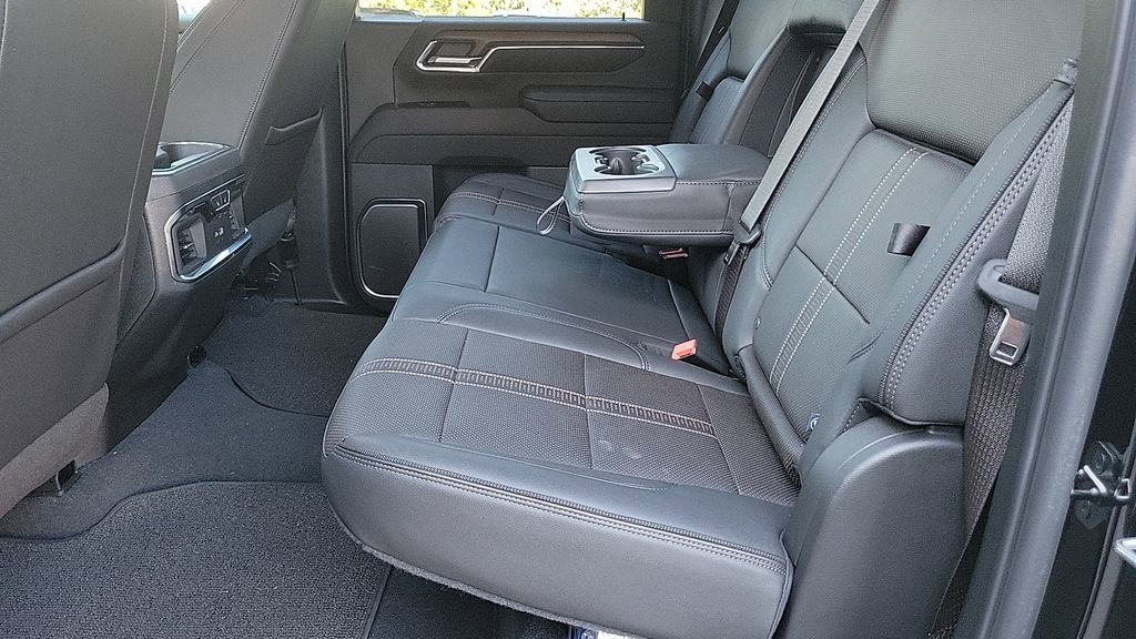 Used 2024 Chevrolet Silverado 2500 High Country w/ High Country Premium Package image 20