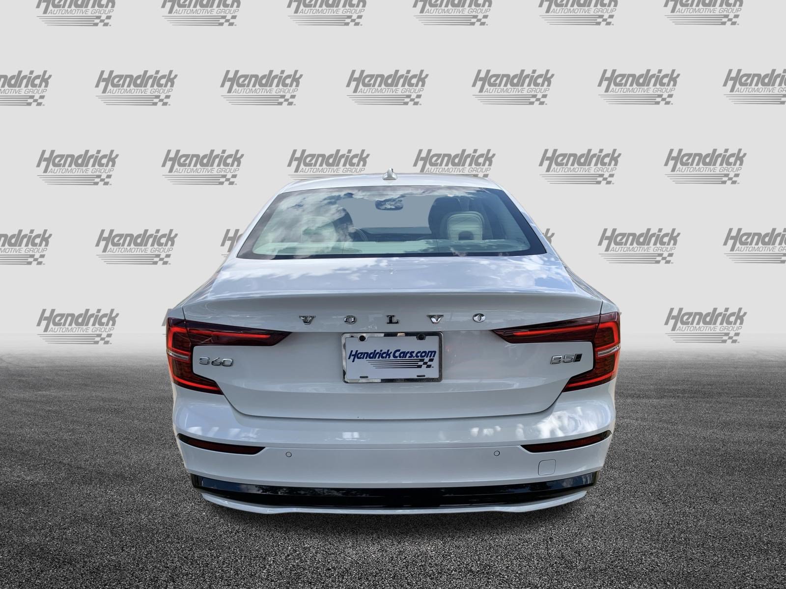 Used 2024 Volvo S60 B5 Plus w/ Climate Package AWD/4WD image 3
