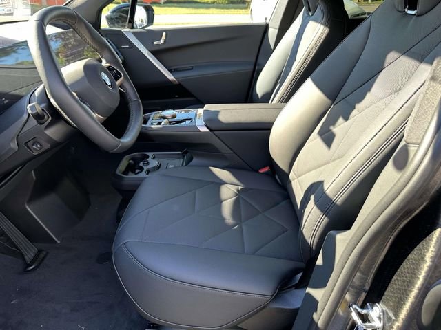 New 2026 BMW iX xDrive60 image 14