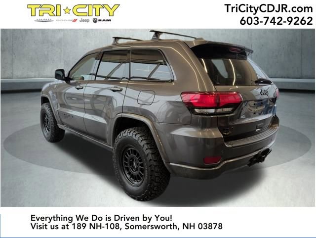 Used 2019 Jeep Grand Cherokee Altitude image 3