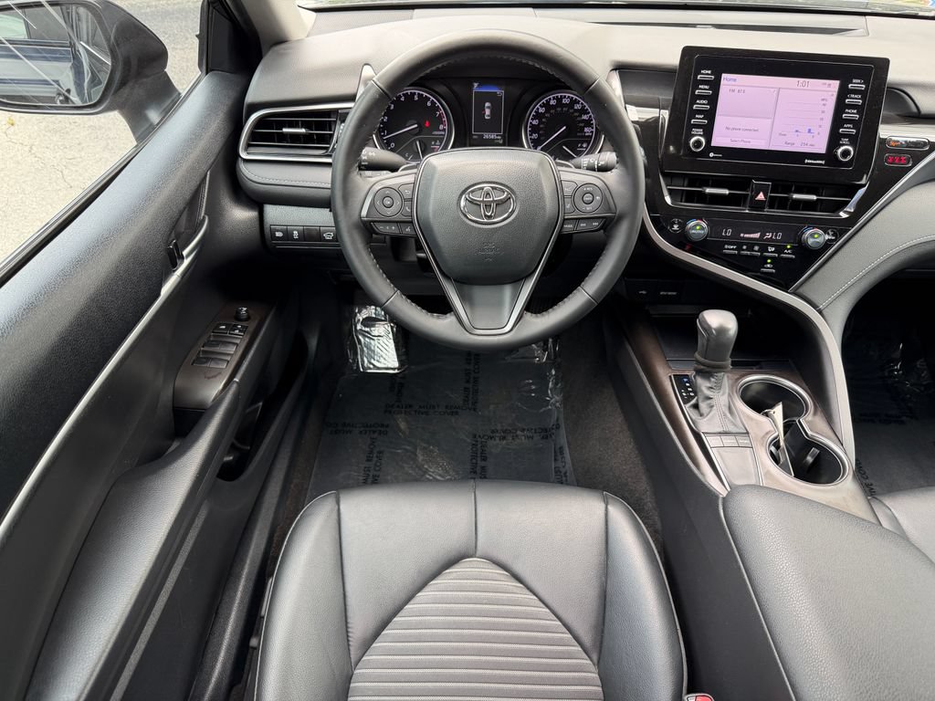 Used 2023 Toyota Camry SE w/ Convenience Package FWD image 14