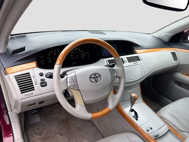 Used 2005 Toyota Avalon Limited image 10