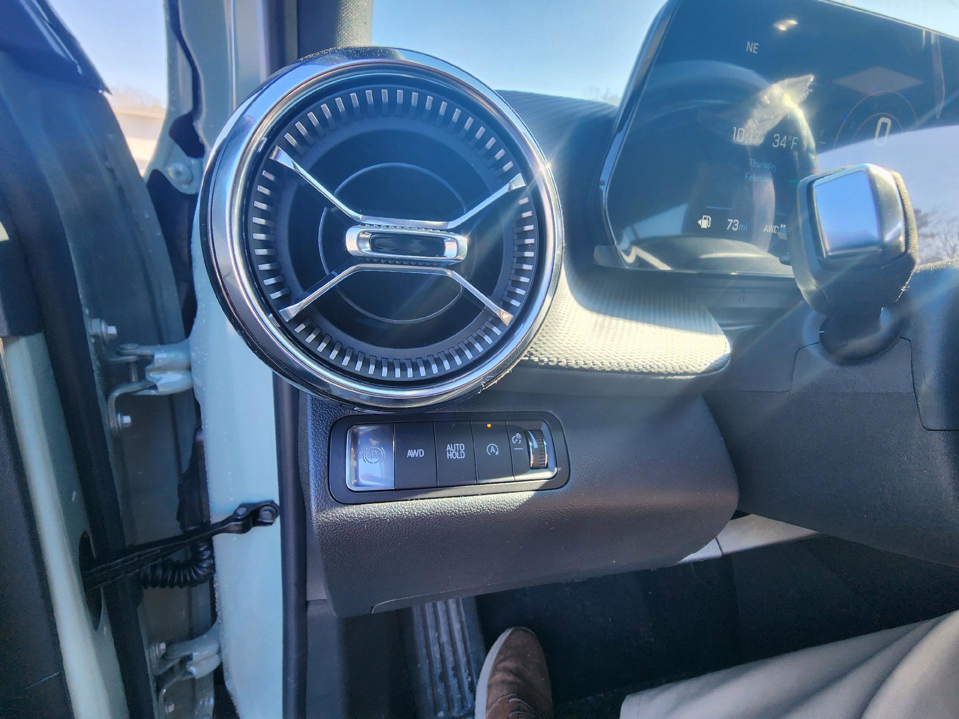 New 2026 Chevrolet Equinox LT image 12