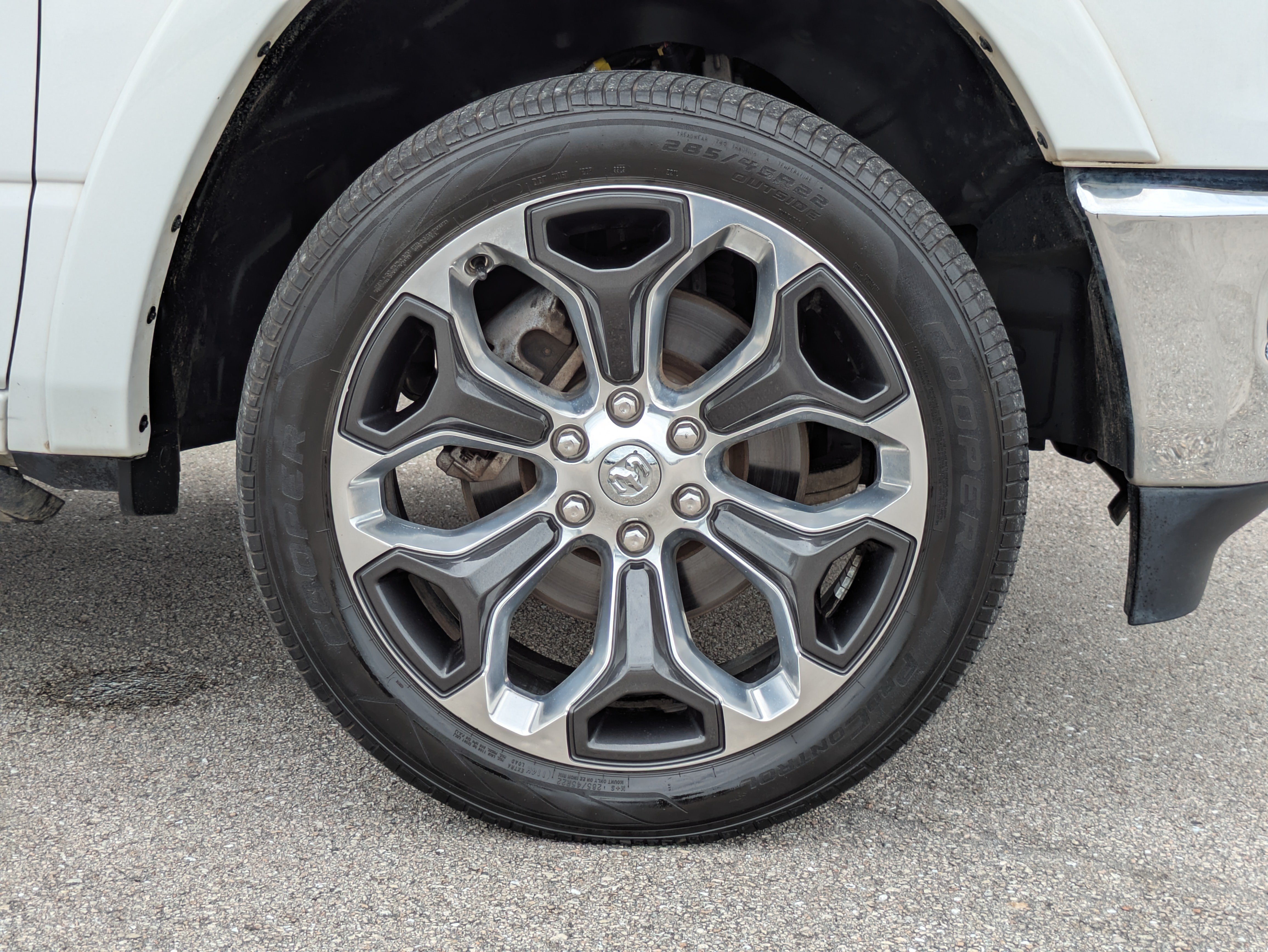 Used 2021 RAM 1500 Limited AWD/4WD image 11