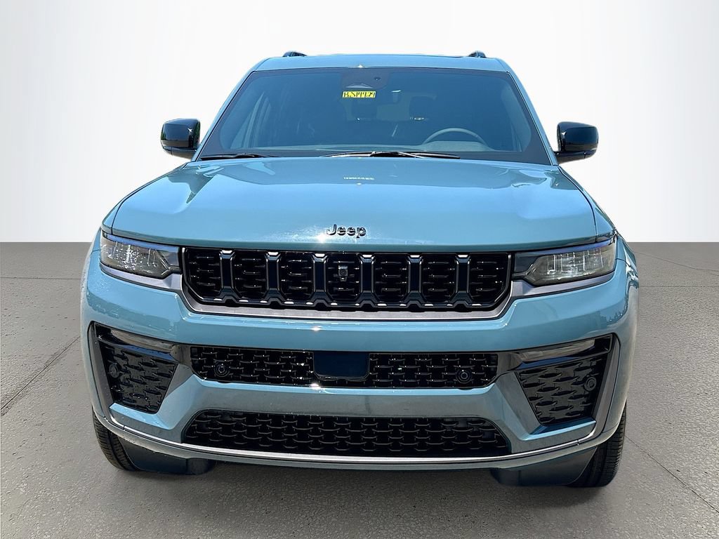 New 2026 Jeep Grand Cherokee L Limited AWD/4WD image 9