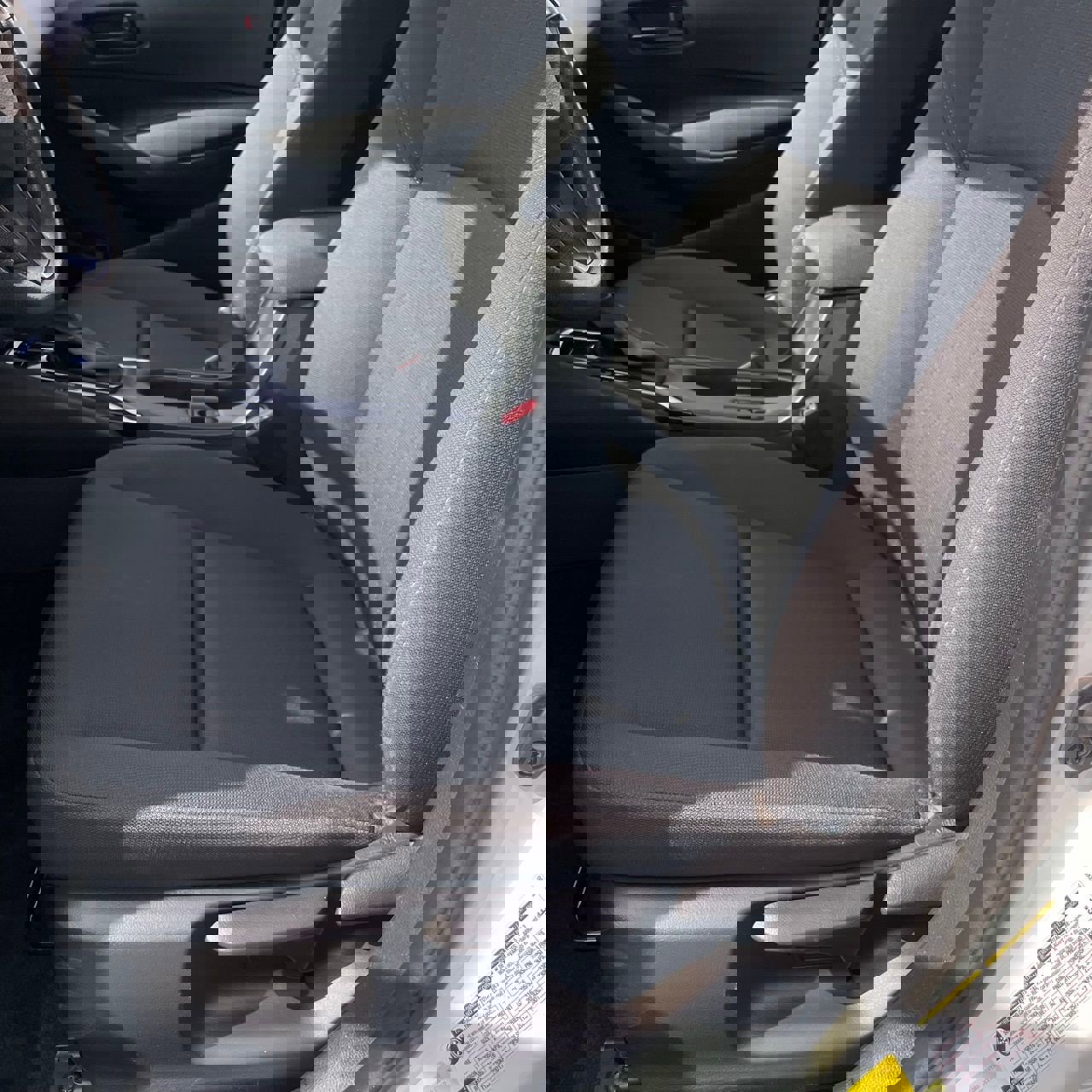 Used 2024 Toyota Corolla LE image 22