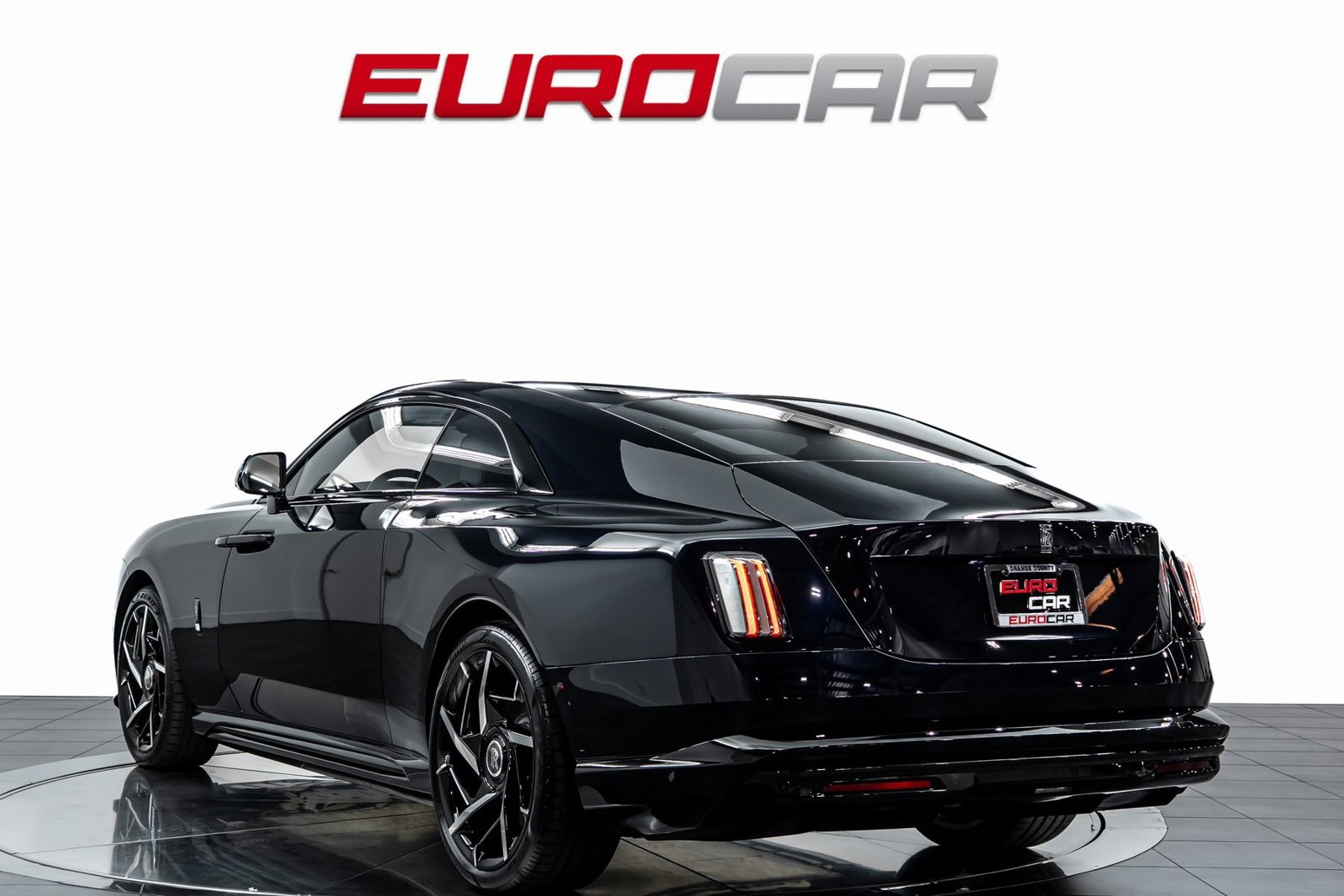 Used 2025 Rolls-Royce Spectre Black Badge image 3