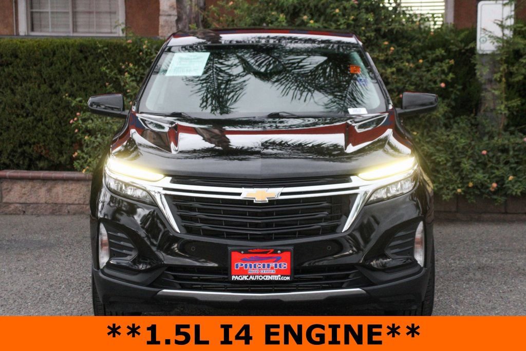 Used 2022 Chevrolet Equinox LT w/ Driver Convenience Package FWD image 3