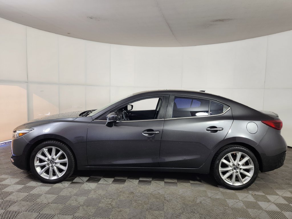 Used 2017 MAZDA MAZDA3 Grand Touring w/ Premium Equipment Package FWD image 4