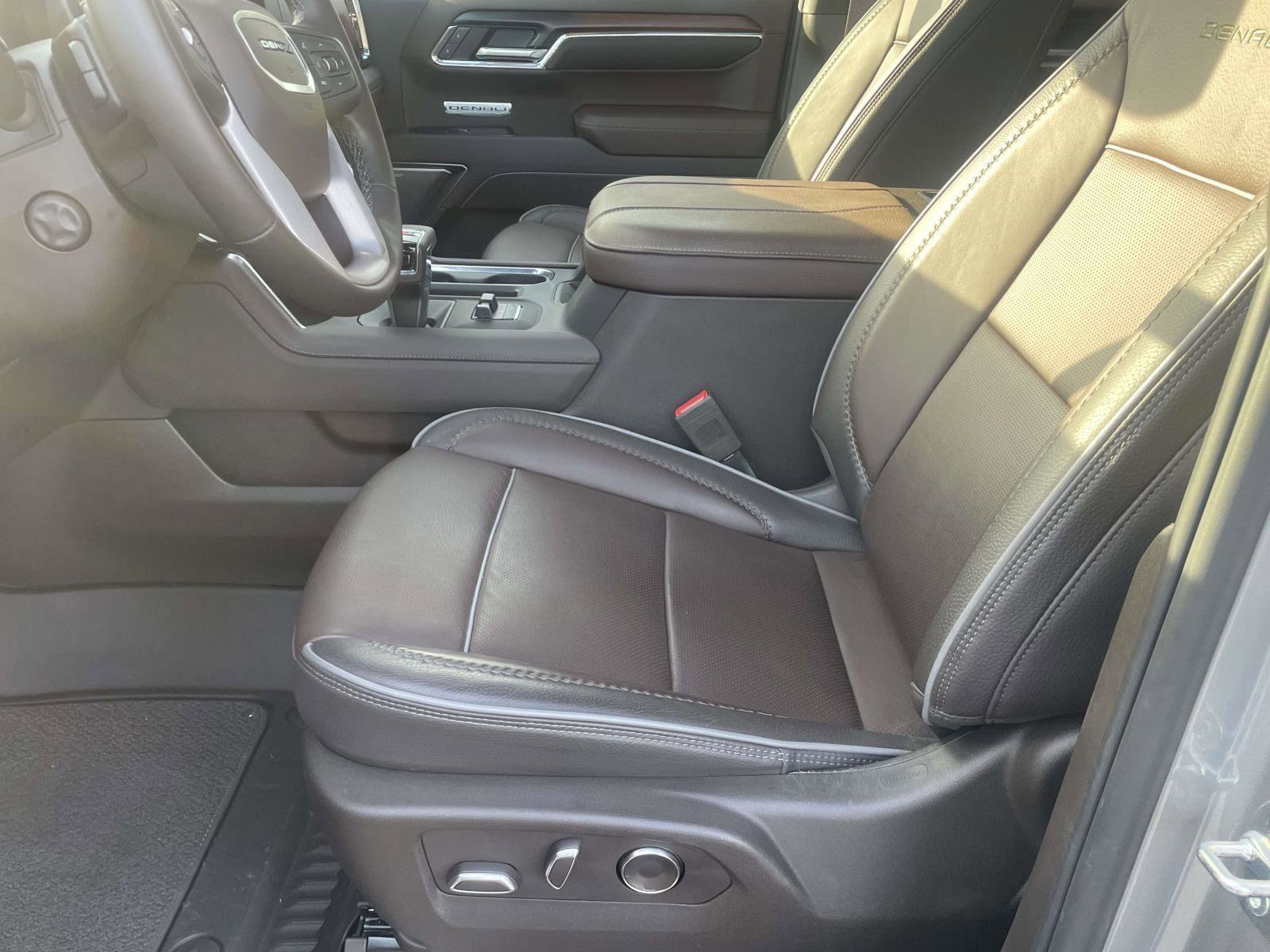 Certified 2025 GMC Sierra 1500 Denali w/ Denali Reserve Package image 10