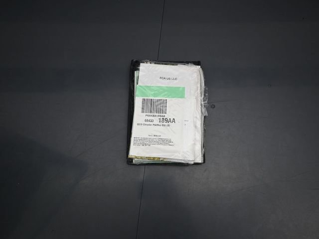 Used 2019 Chrysler Pacifica Touring-L w/ Advanced Safetytec Group image 48