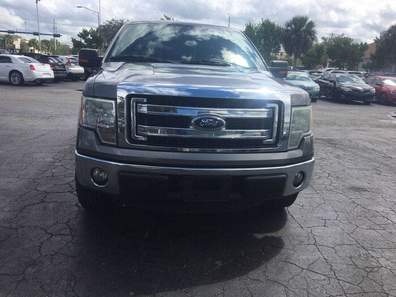 Used 2014 Ford F150 XLT w/ XLT Convenience Package image 6