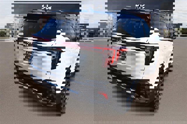 New 2026 Kia Seltos S image 3