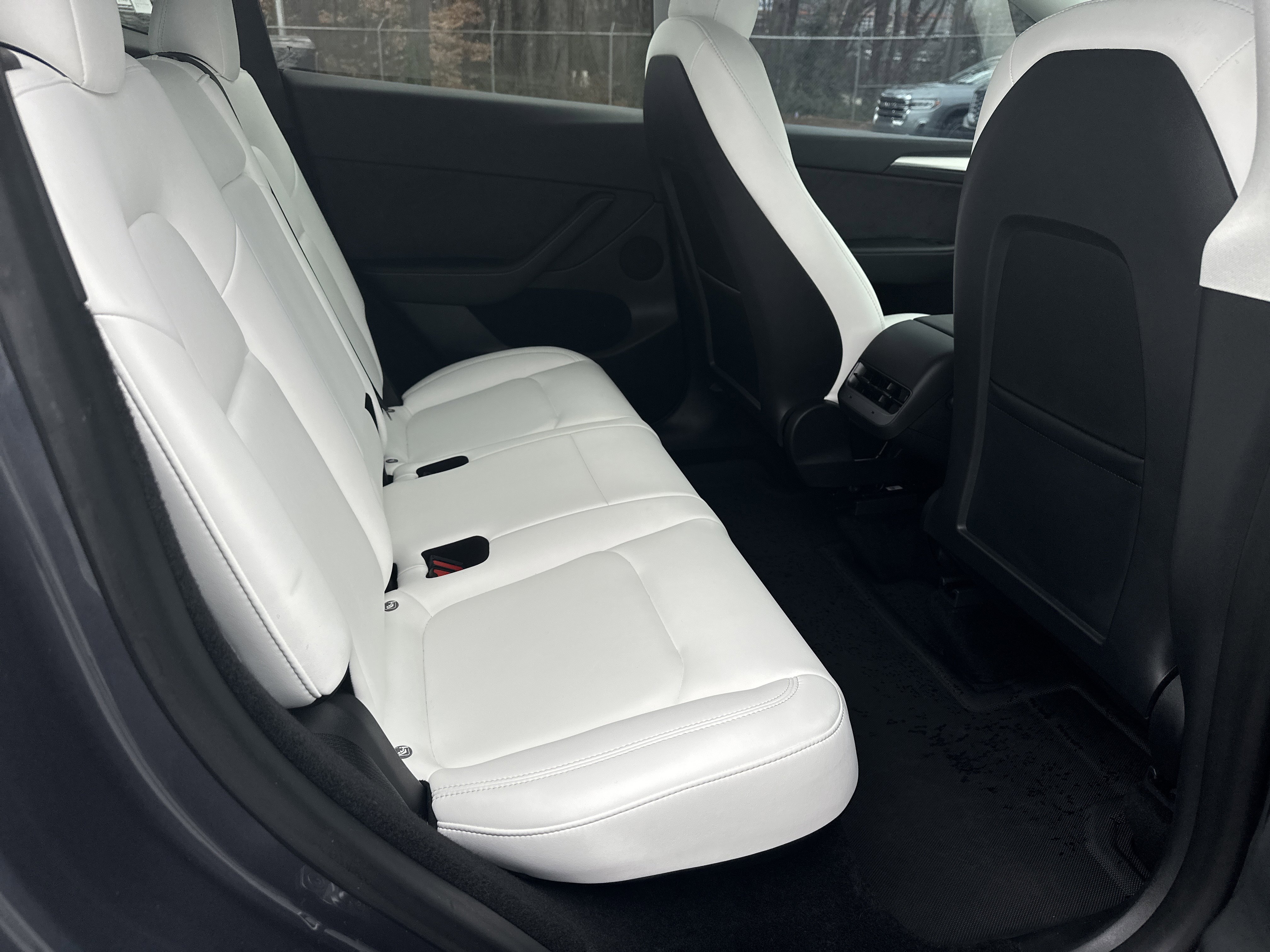 Used 2023 Tesla Model Y Performance image 17