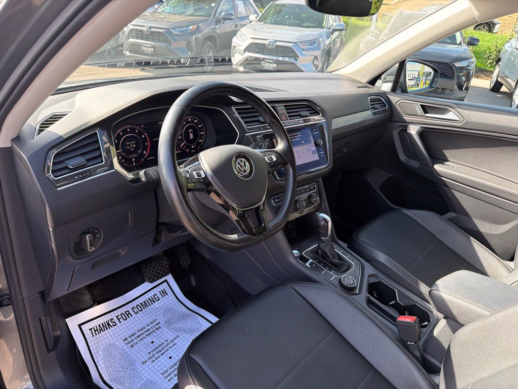Used 2019 Volkswagen Tiguan SEL w/ 3rd Row Seat Package AWD/4WD image 25
