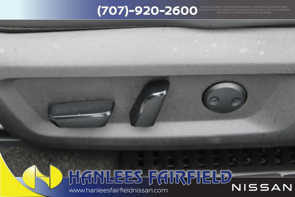 Used 2023 Nissan Rogue Platinum w/ Platinum Premium Package image 14