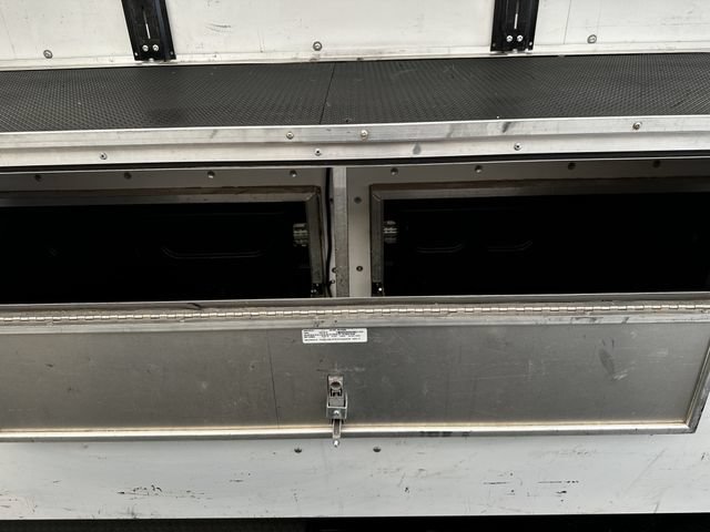 Certified 2024 Ford E-450 and Econoline 450 Super Duty w/ Power Windows & Locks Group RWD image 42