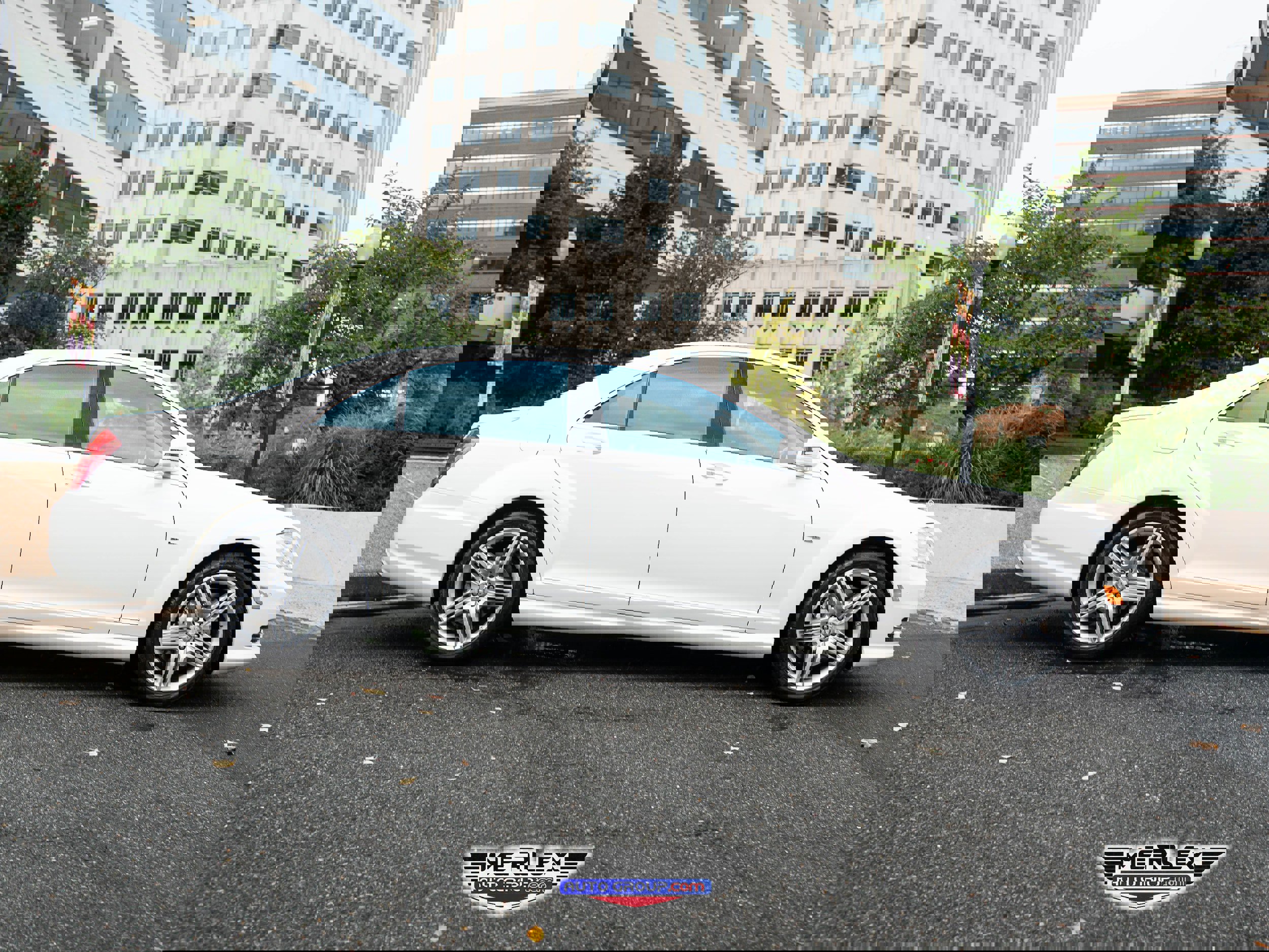 Used 2012 Mercedes-Benz S 550 4MATIC w/ Sport Pkg image 8