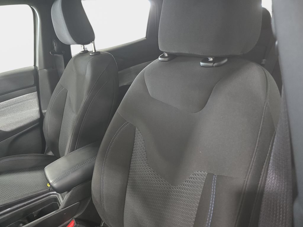 Used 2025 Jeep Compass Sport AWD/4WD image 19