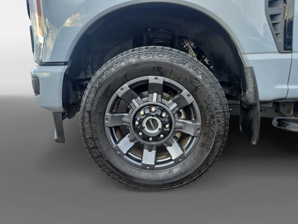 Used 2024 Ford F350 Lariat w/ Lariat Ultimate Package image 16