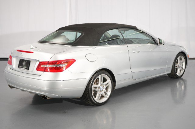 Used 2011 Mercedes-Benz E 350 Cabriolet image 11