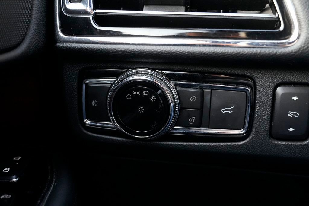 Used 2019 Lincoln Navigator Select image 57