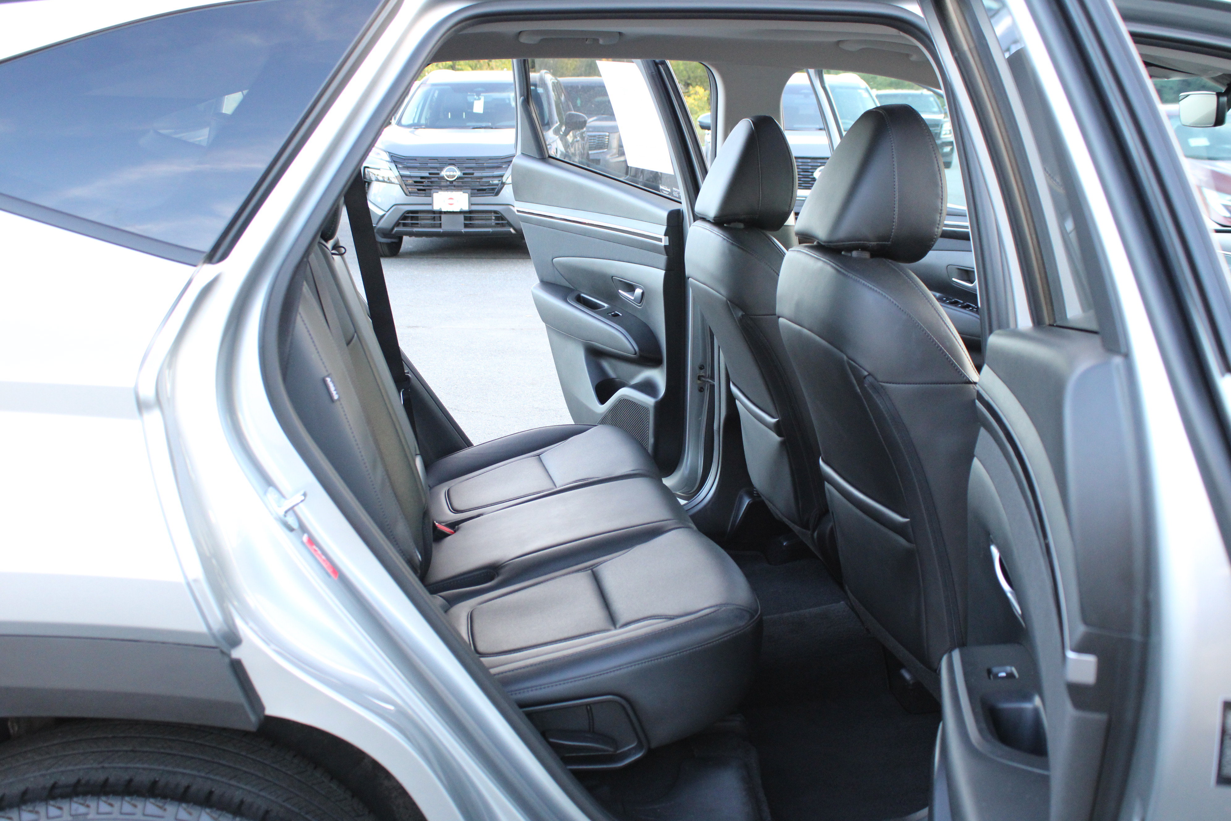 Used 2024 Hyundai Tucson SEL w/ Convenience Package AWD/4WD image 16