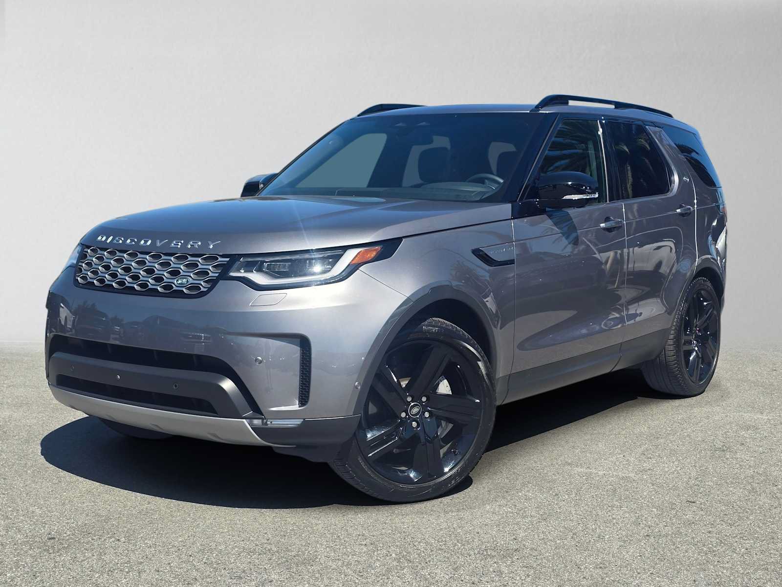 Used 2025 Land Rover Discovery S