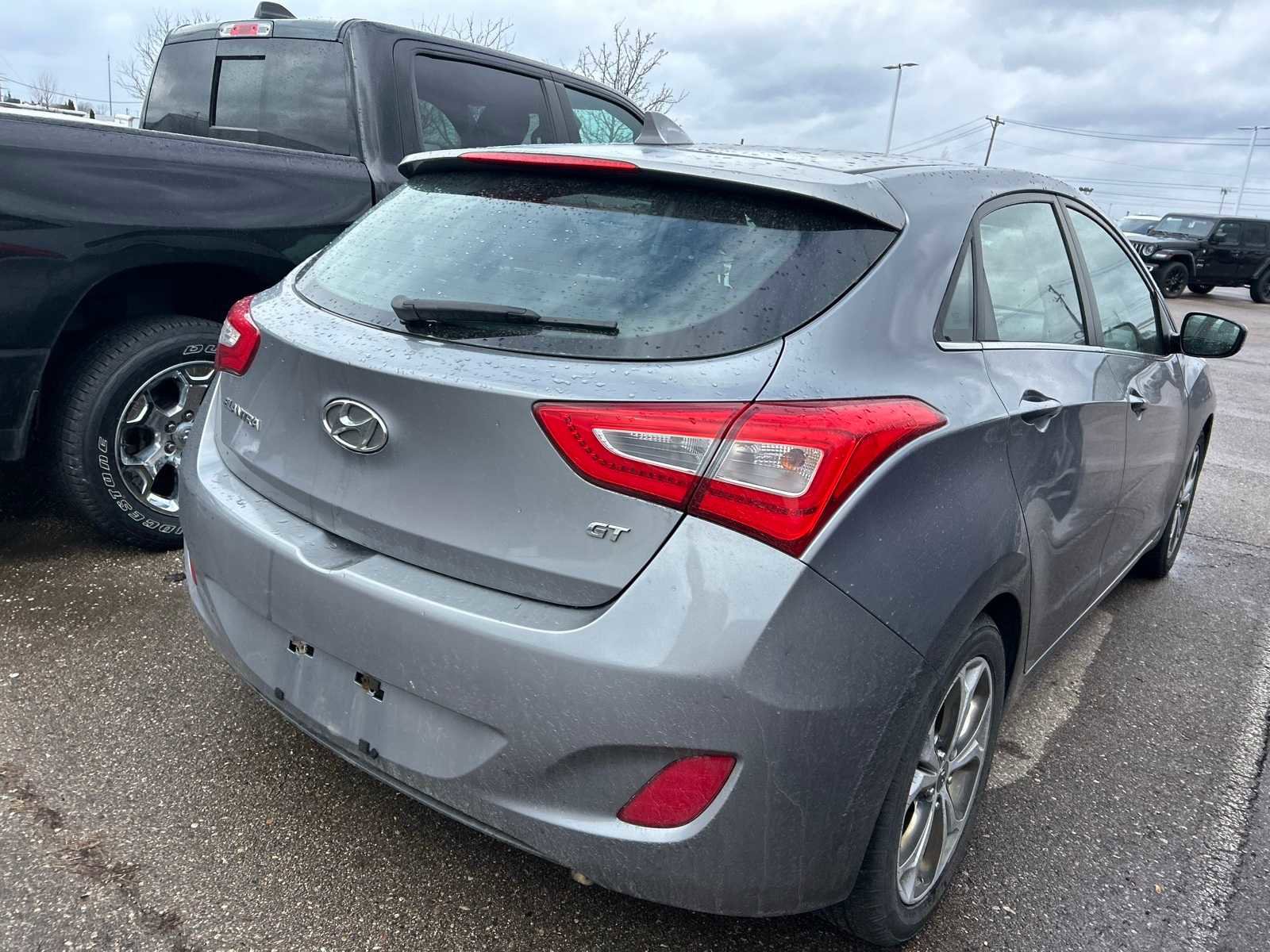 Used 2014 Hyundai Elantra GT w/ Option Group 02 image 8