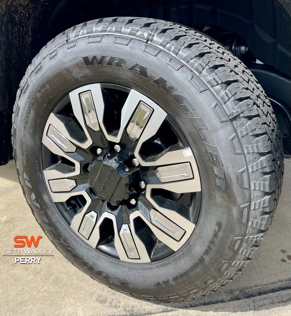 New 2025 GMC Sierra 2500 Denali w/ Denali Reserve Package image 7