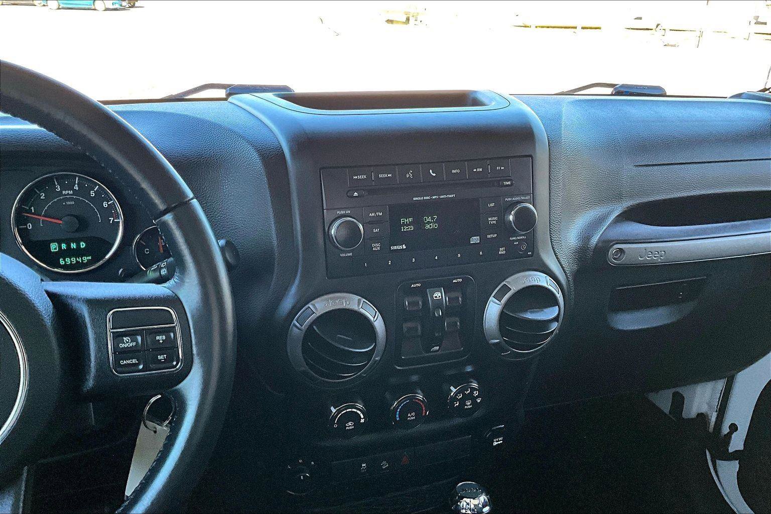 Used 2017 Jeep Wrangler Unlimited Sport w/ Quick Order Package 24S image 6