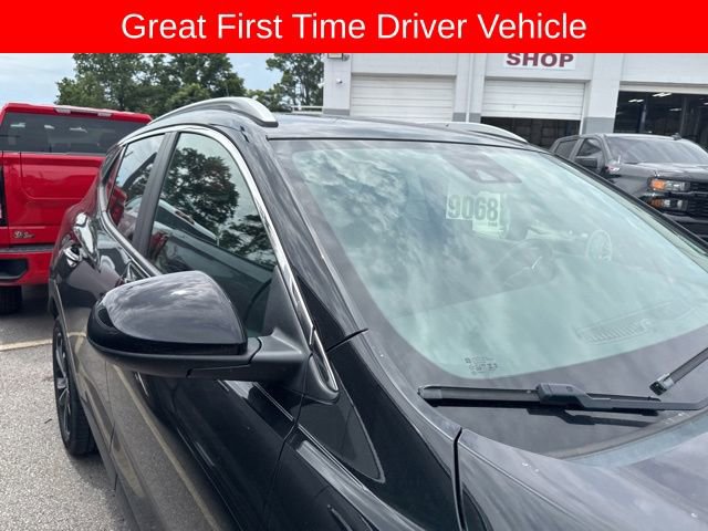 Used 2022 Buick Encore GX Select AWD/4WD image 7