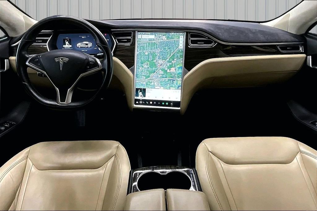 Used 2015 Tesla Model S 90D image 7