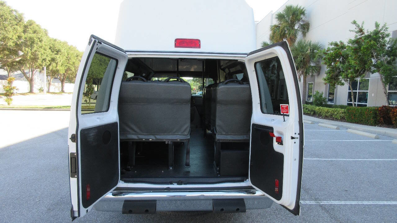 Used 2013 Ford E-350 and Econoline 350 Extended Super Duty w/ PWR Group RWD image 14