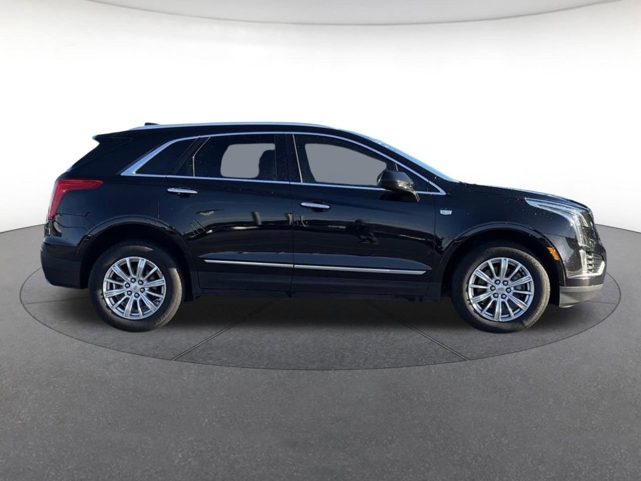 Used 2017 Cadillac XT5 FWD image 5