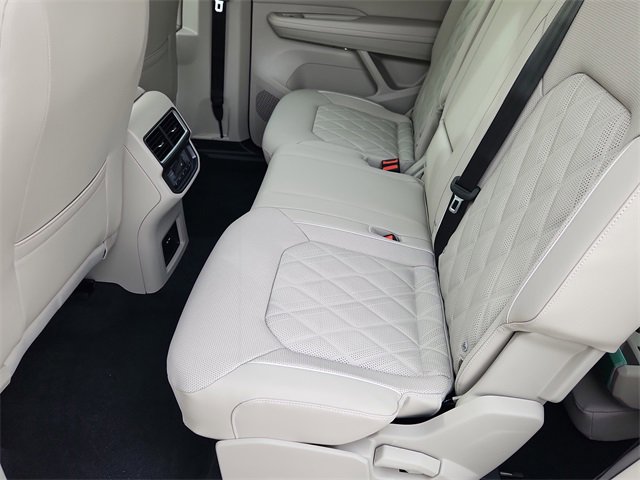 New 2026 Volkswagen Atlas SEL Premium R-Line image 8