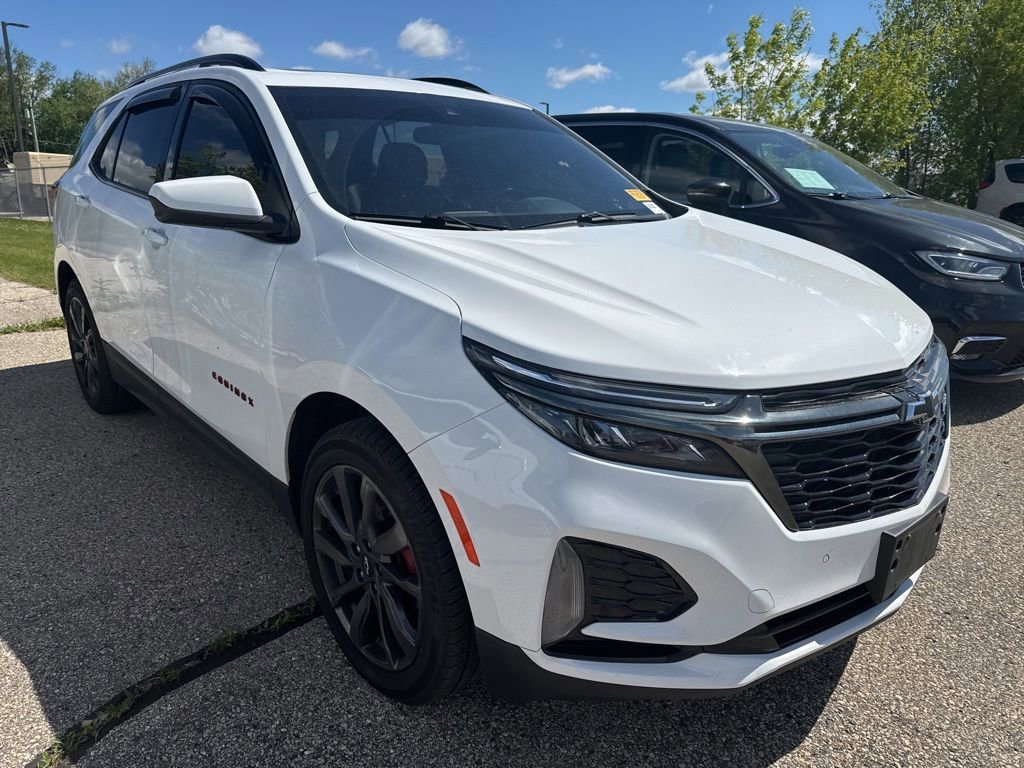 Used 2022 Chevrolet Equinox RS AWD/4WD image 3