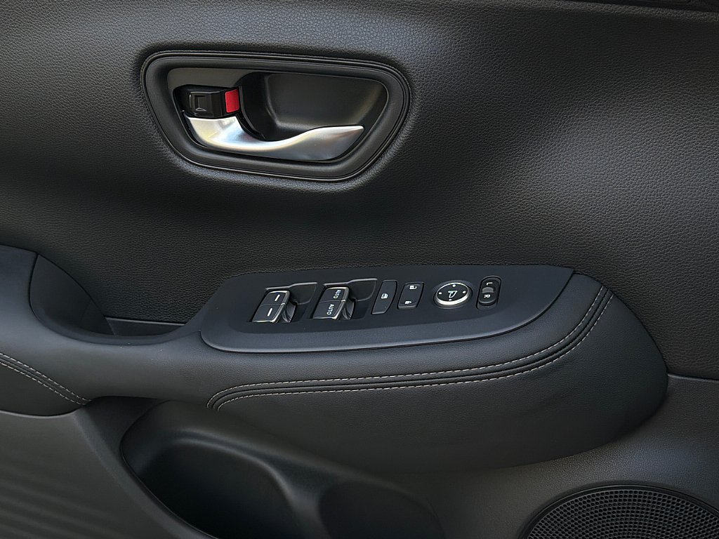 Used 2026 Honda HR-V EX-L image 26