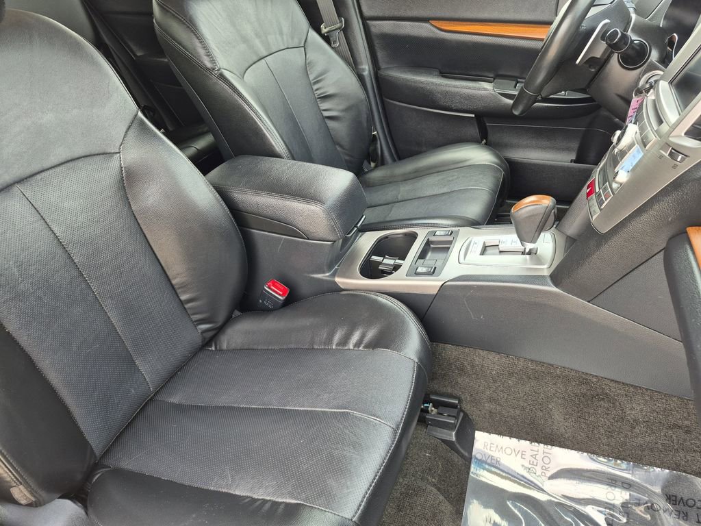 Used 2013 Subaru Outback 2.5i Limited AWD/4WD image 16