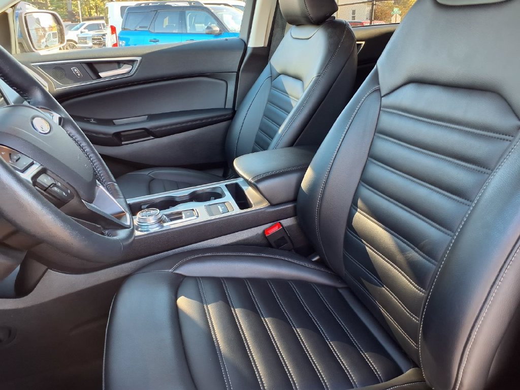 Certified 2024 Ford Edge SEL w/ Convenience Package AWD/4WD image 12