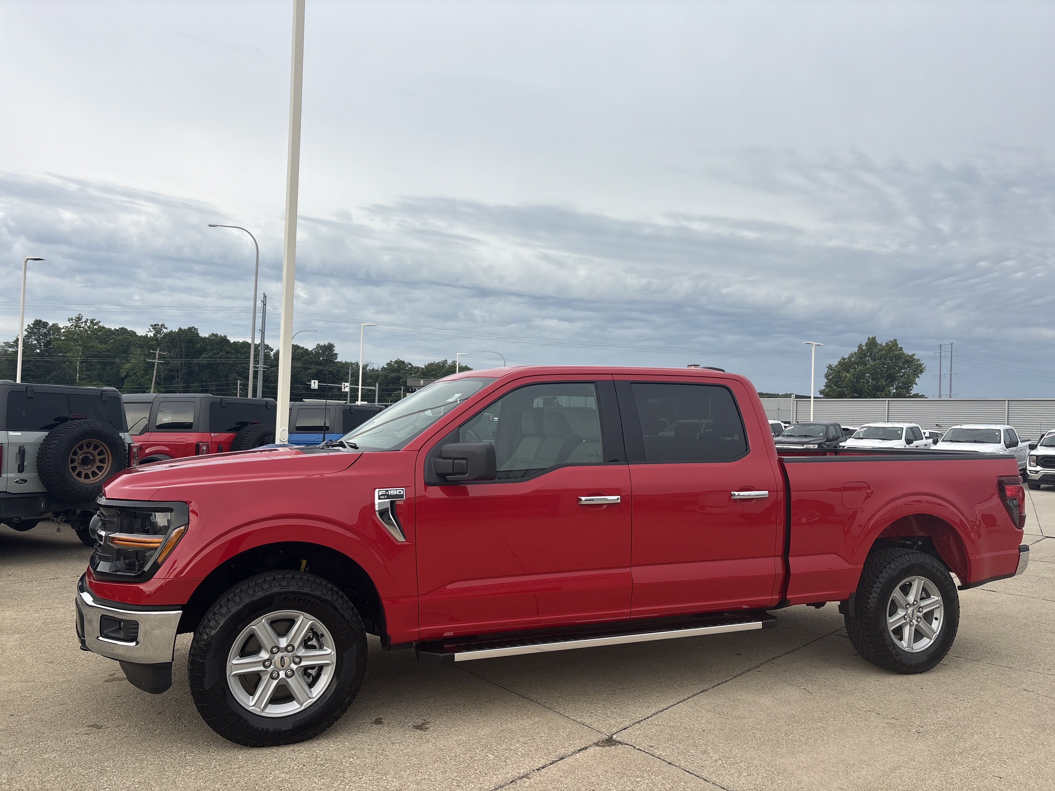 Used 2025 Ford F150 XLT w/ Equipment Group 301A Standard AWD/4WD image 3